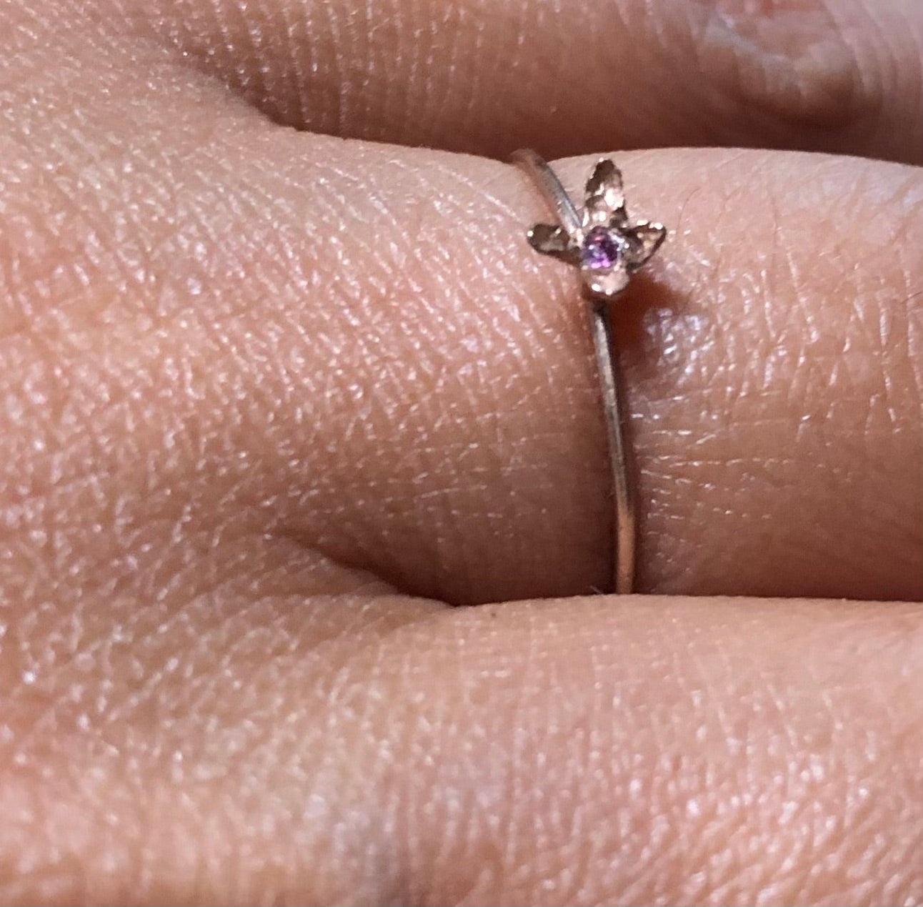 Anello solitario Chiodo di Garofano