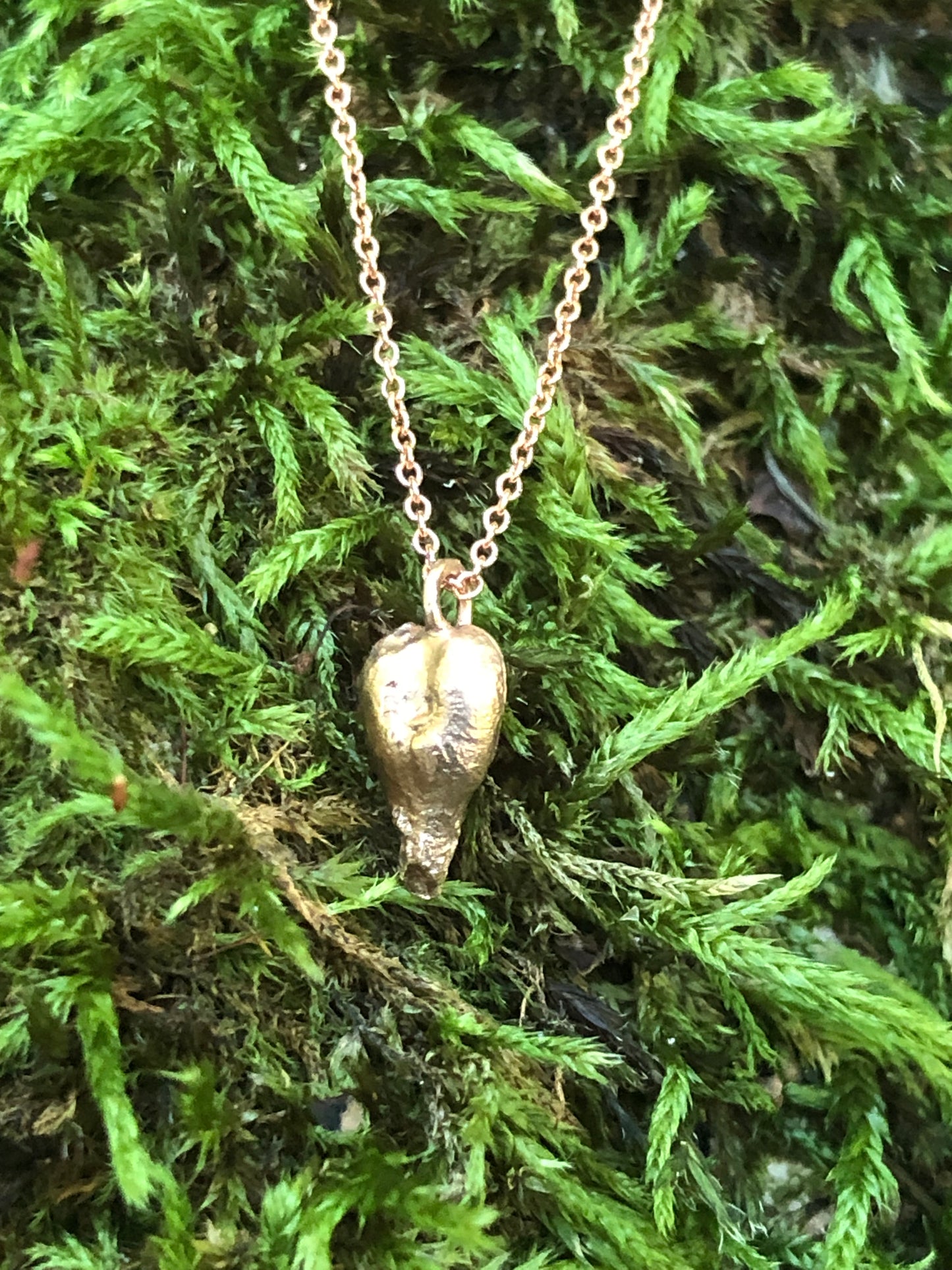 Collana seme Uva