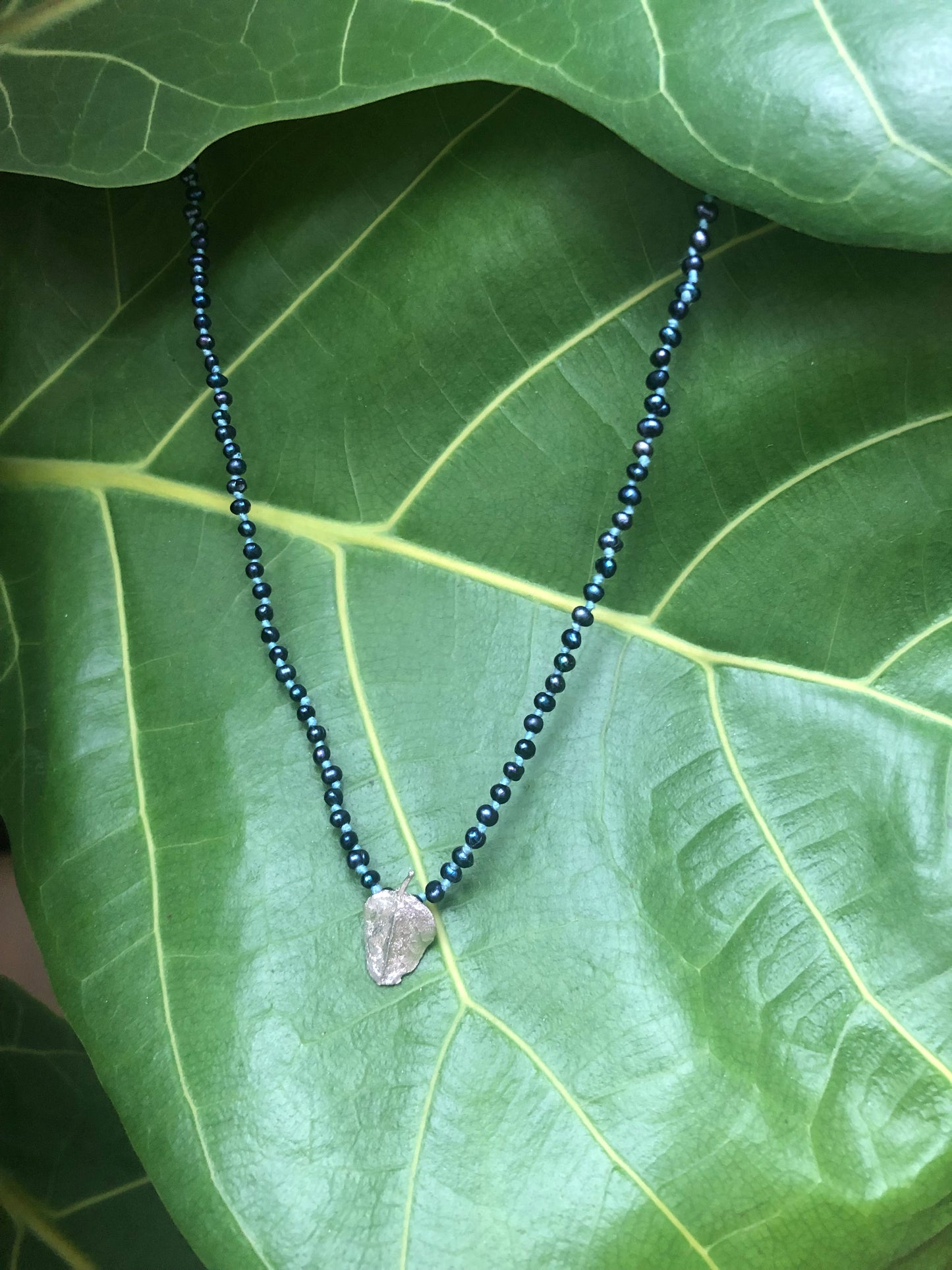 Collana Foglia del Cappero