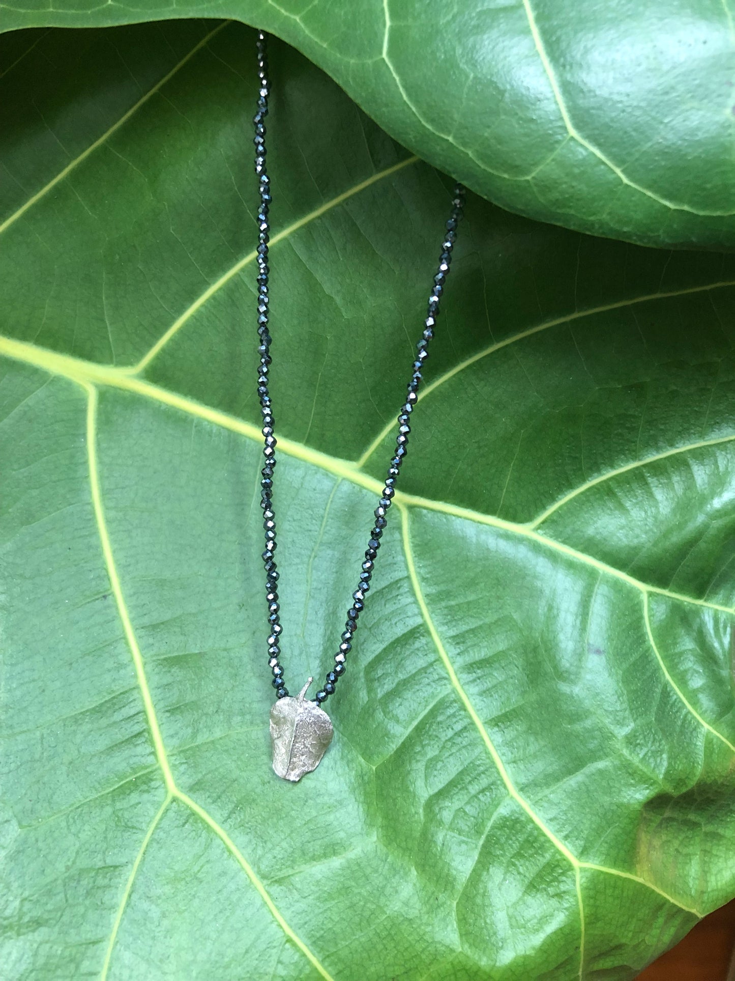 Collana Foglia del Cappero
