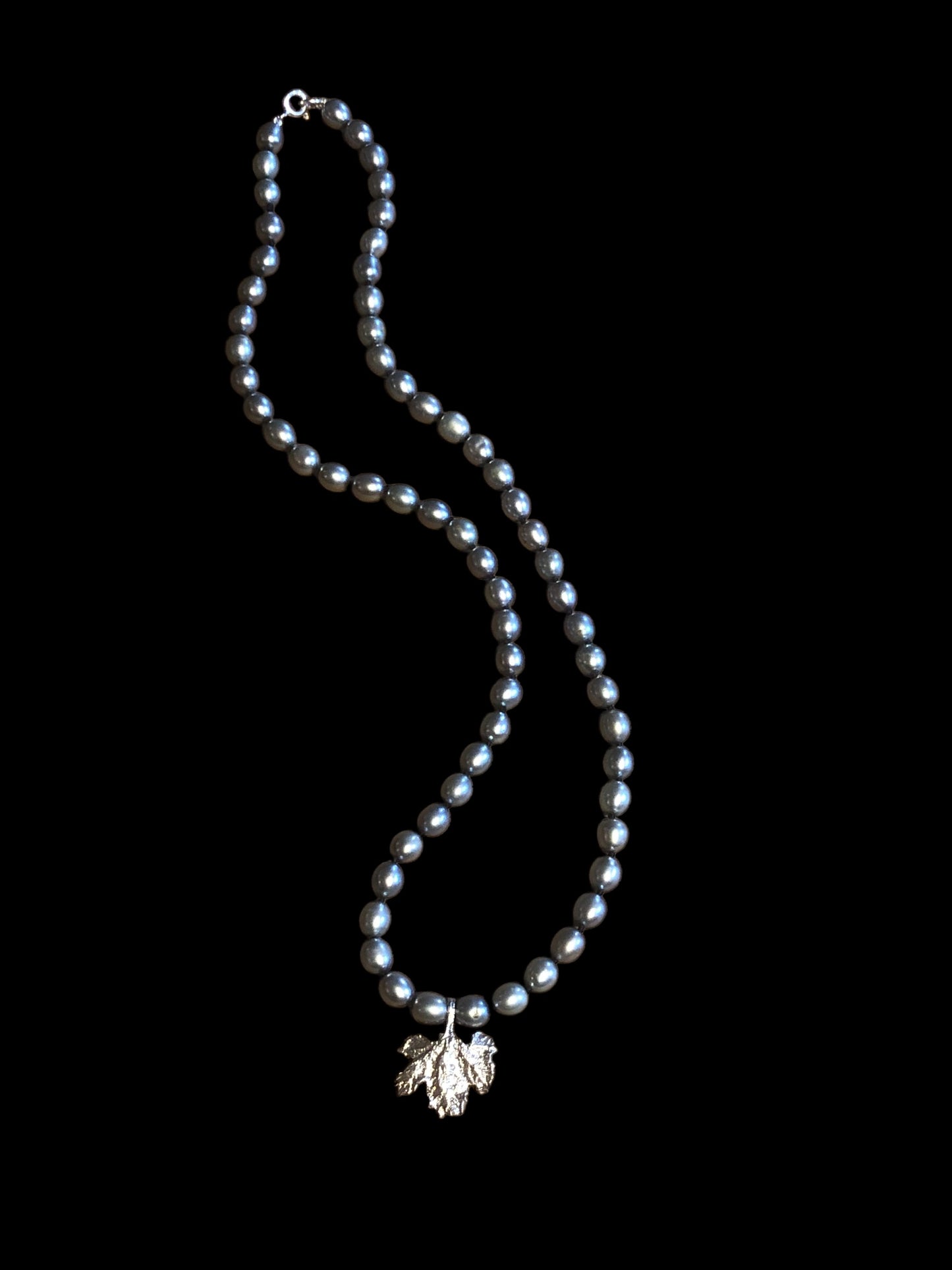 Collana Foglia di Vite