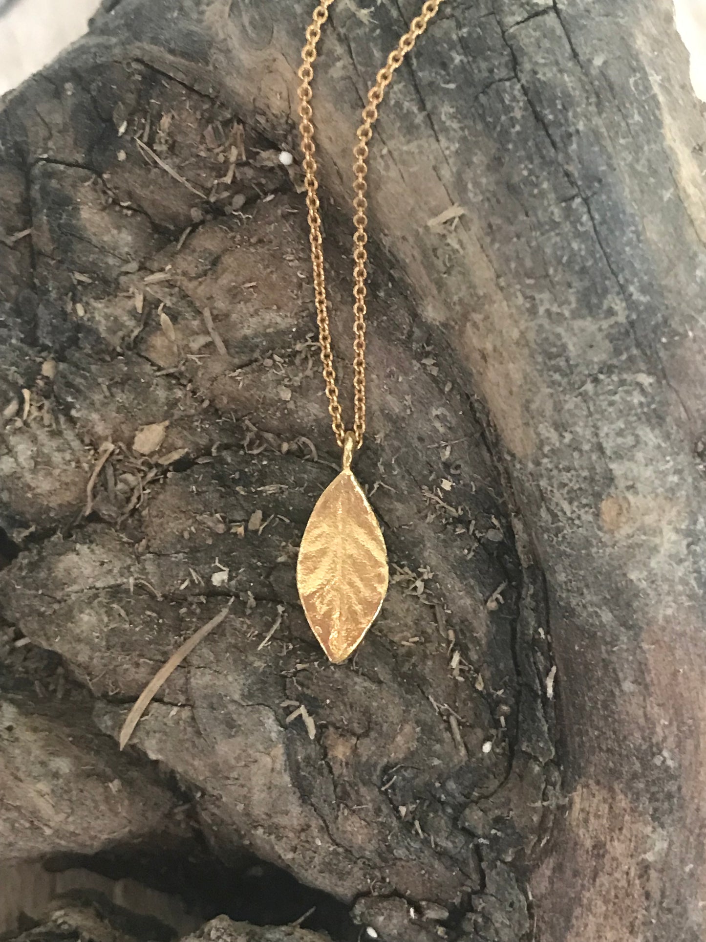 Collana Alloro foglia piccola