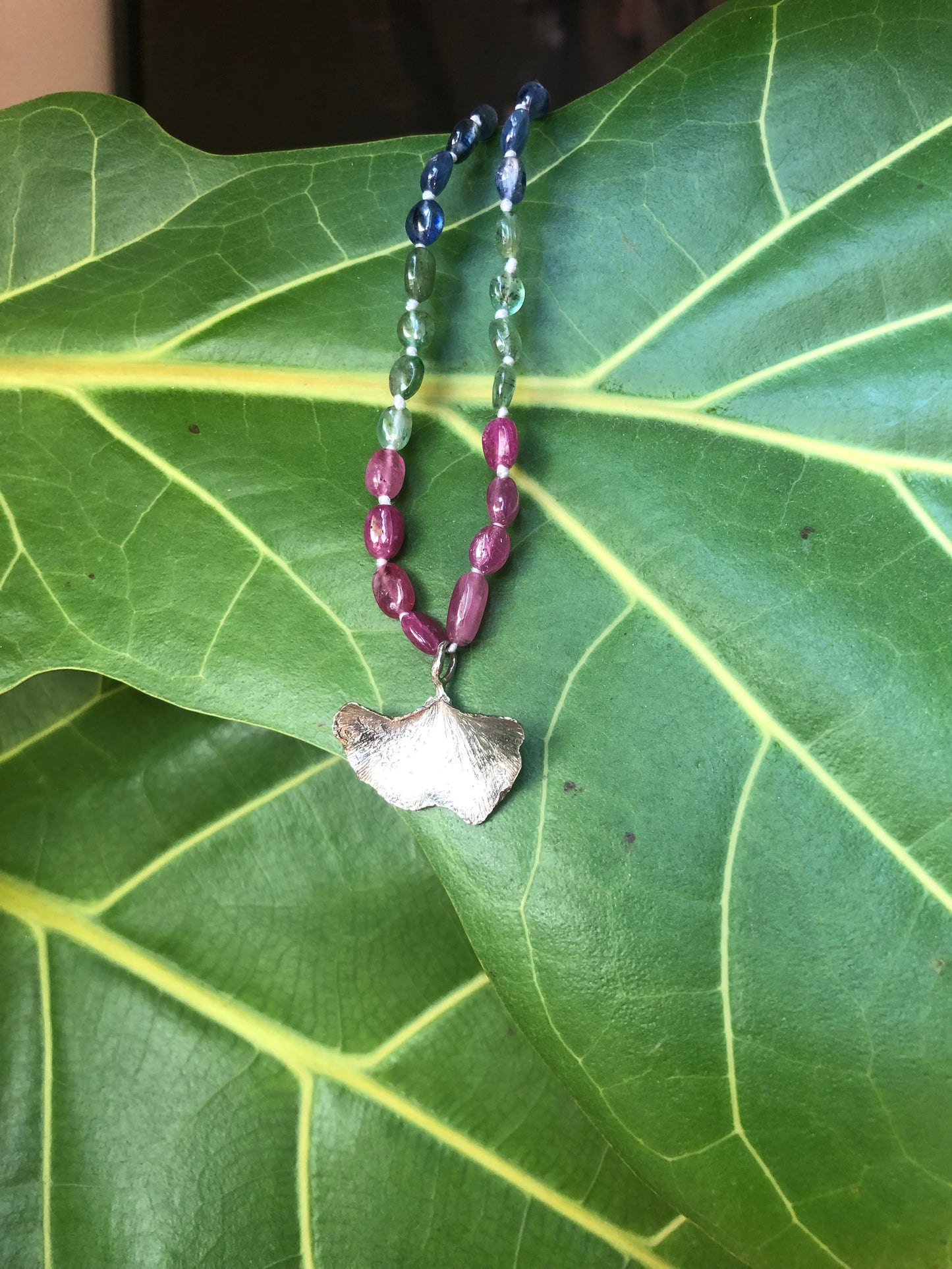 Collana Gingko
