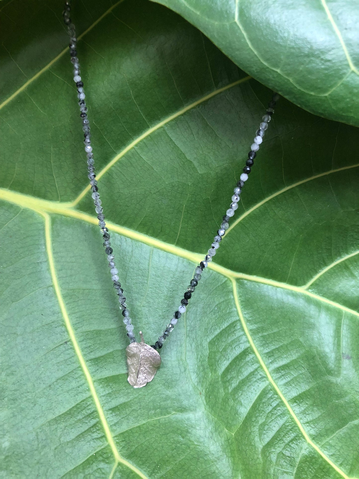 Collana Foglia del Cappero