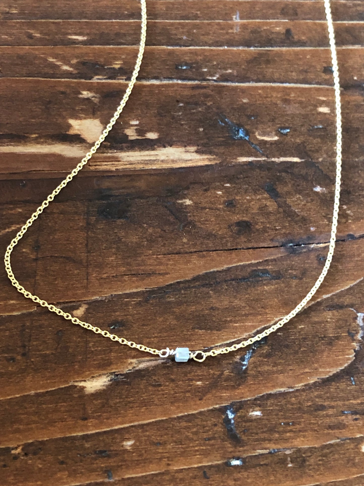 Collana e braccialetto Luce