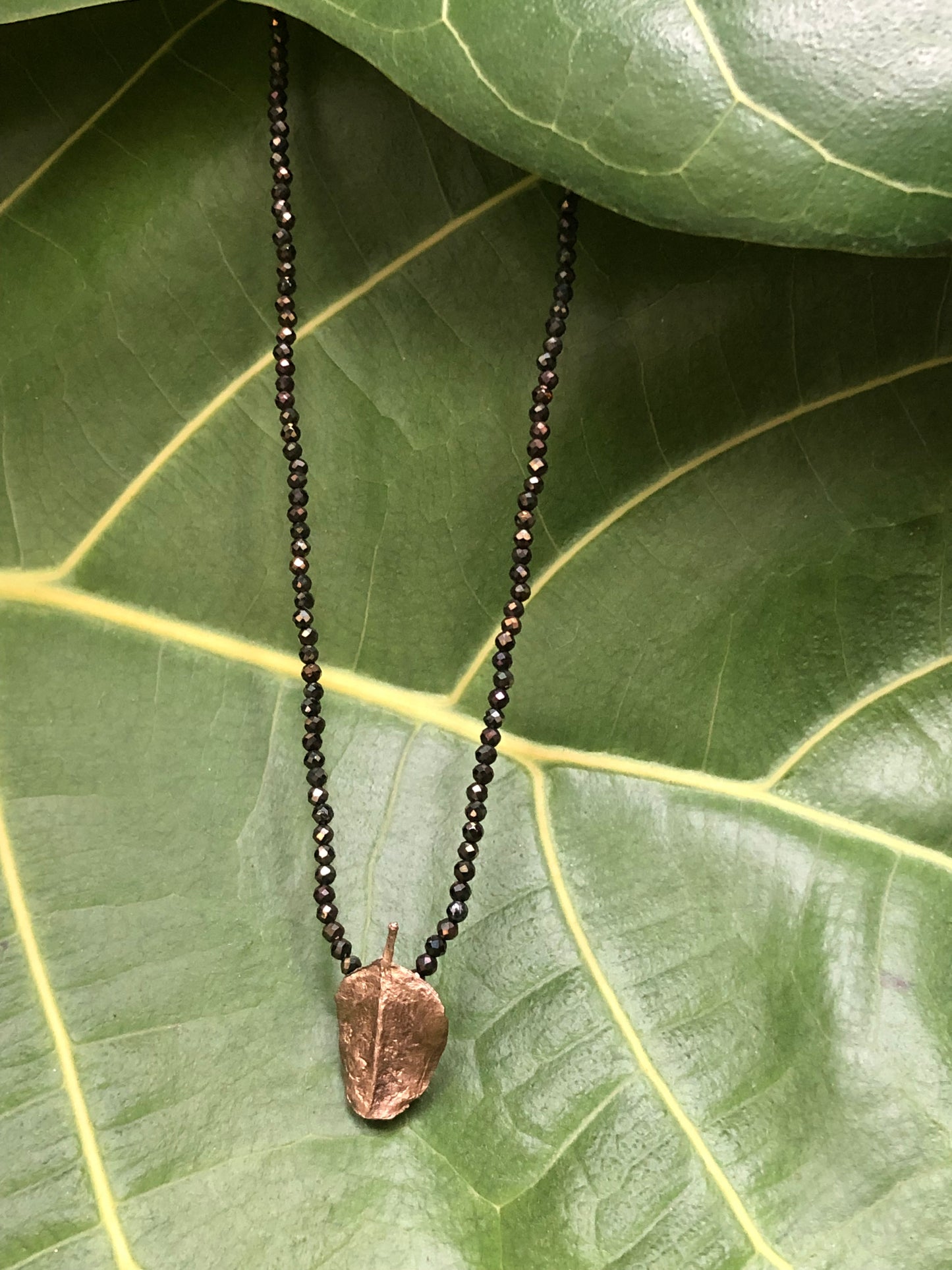 Collana Foglia del Cappero