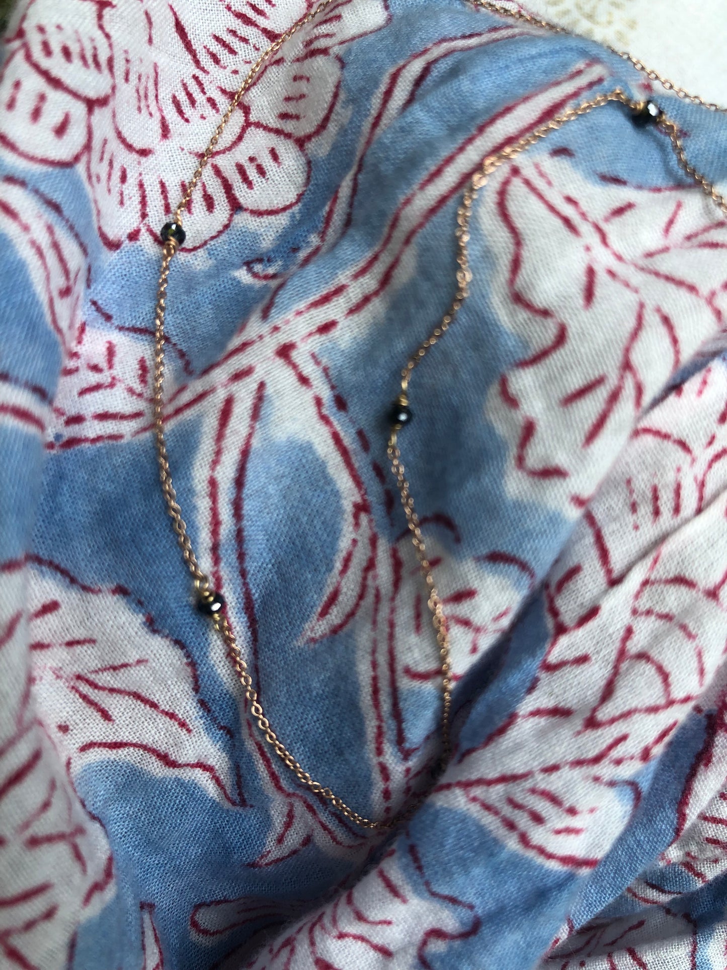 Collana e braccialetto Luce