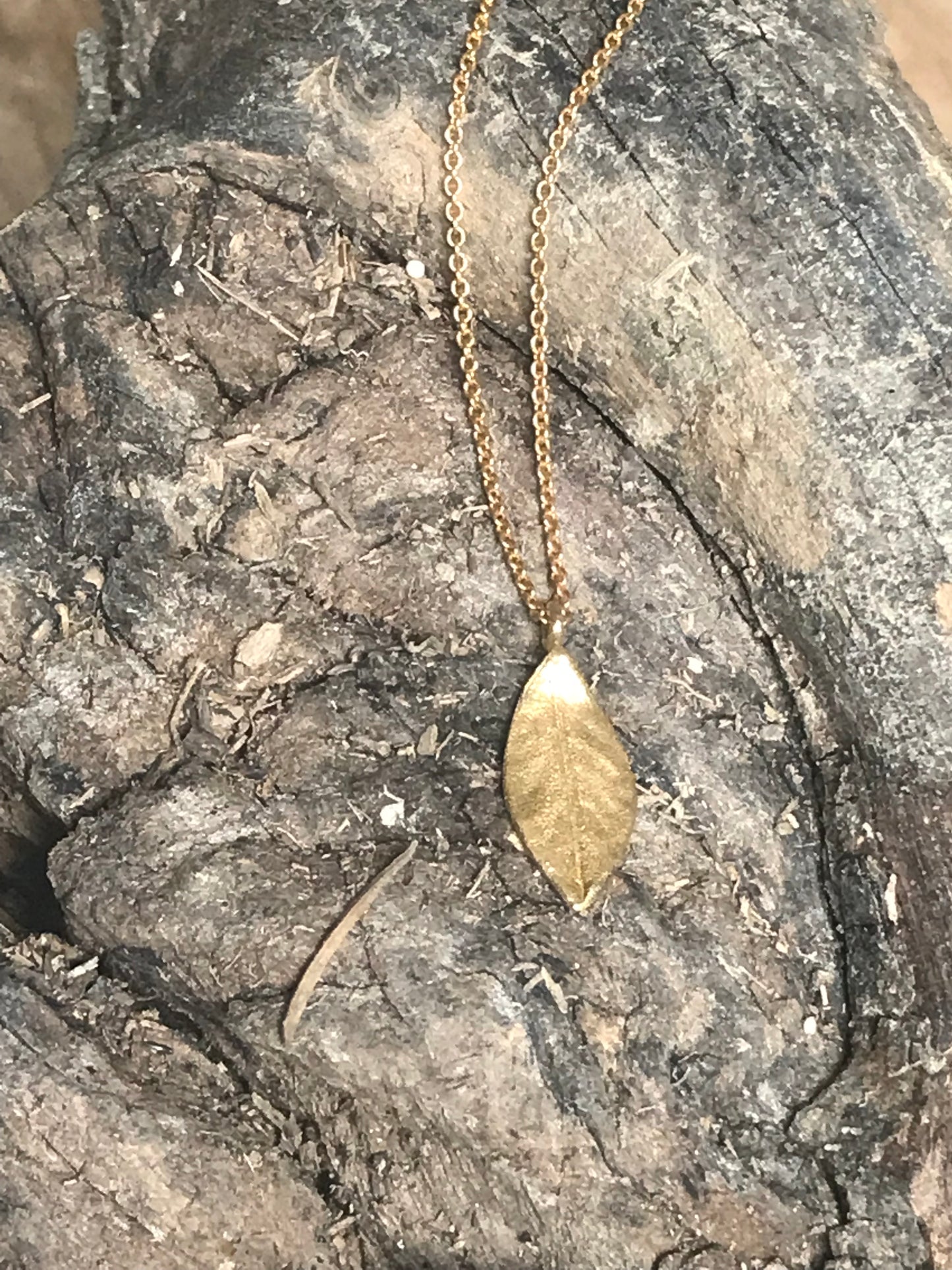 Collana Alloro foglia piccola