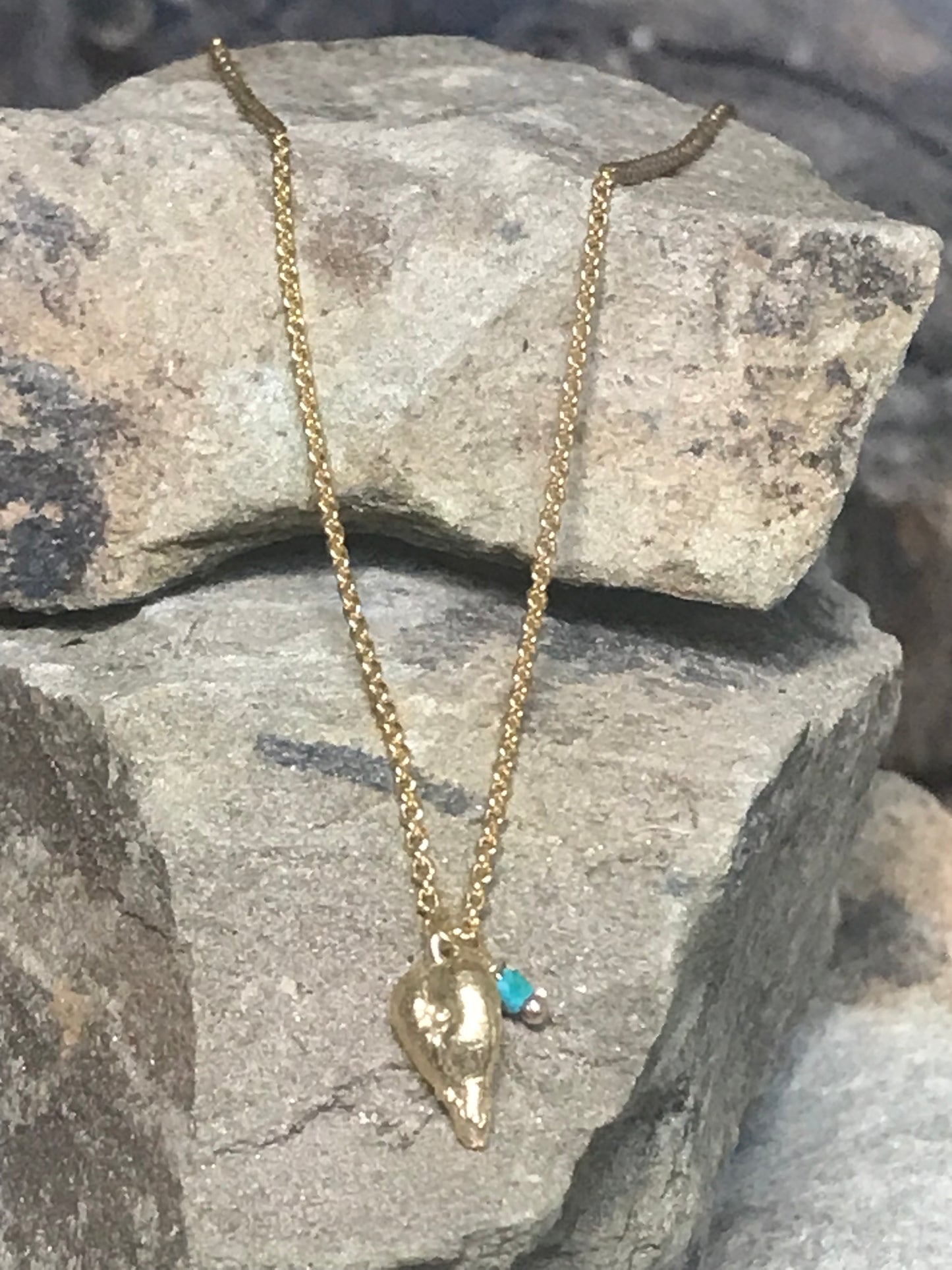 Collana seme Uva