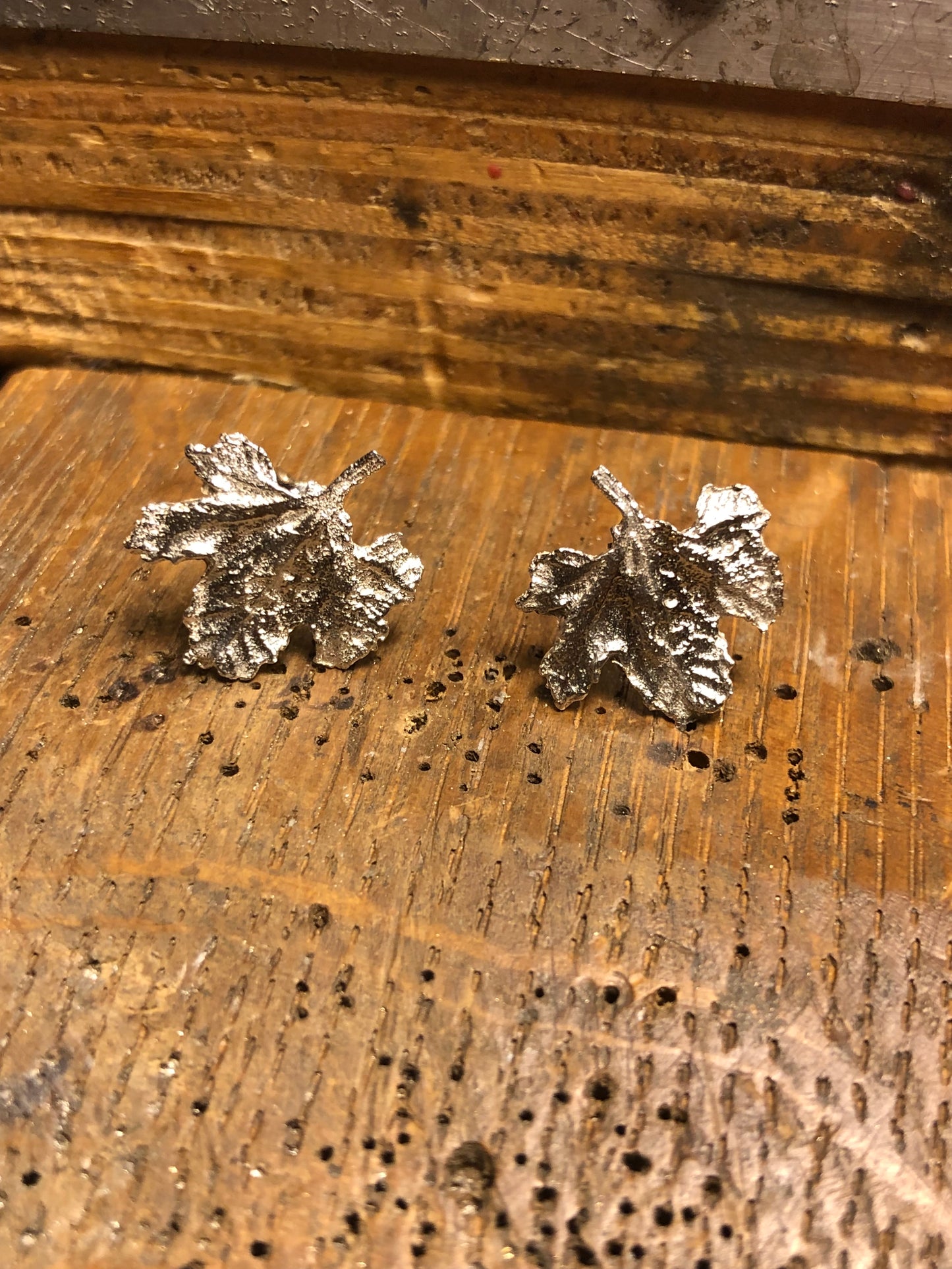 Orecchini Studs Foglie di Vite