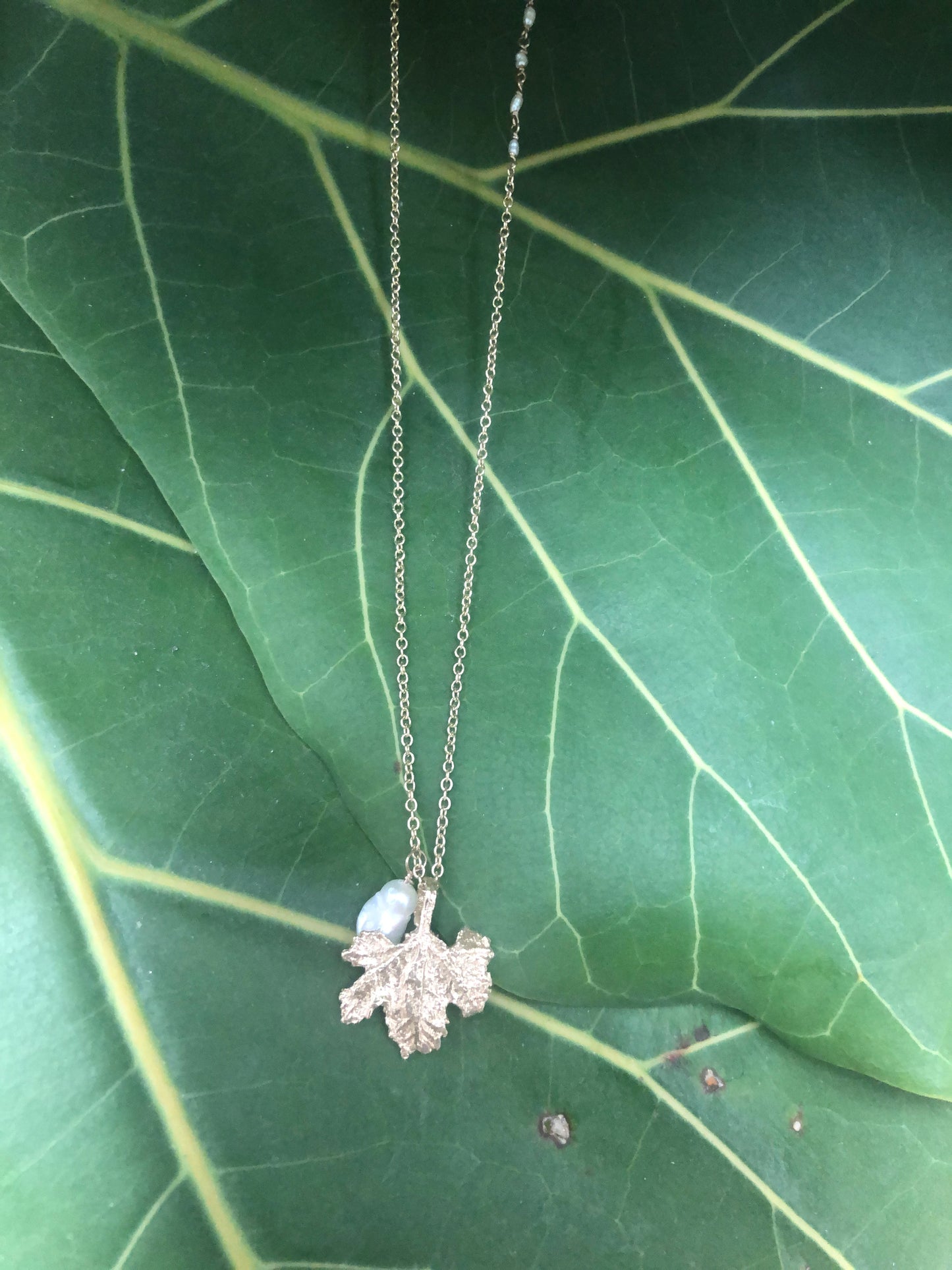 Collana Foglia di Vite