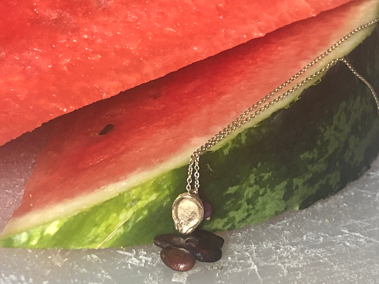Collana seme Anguria