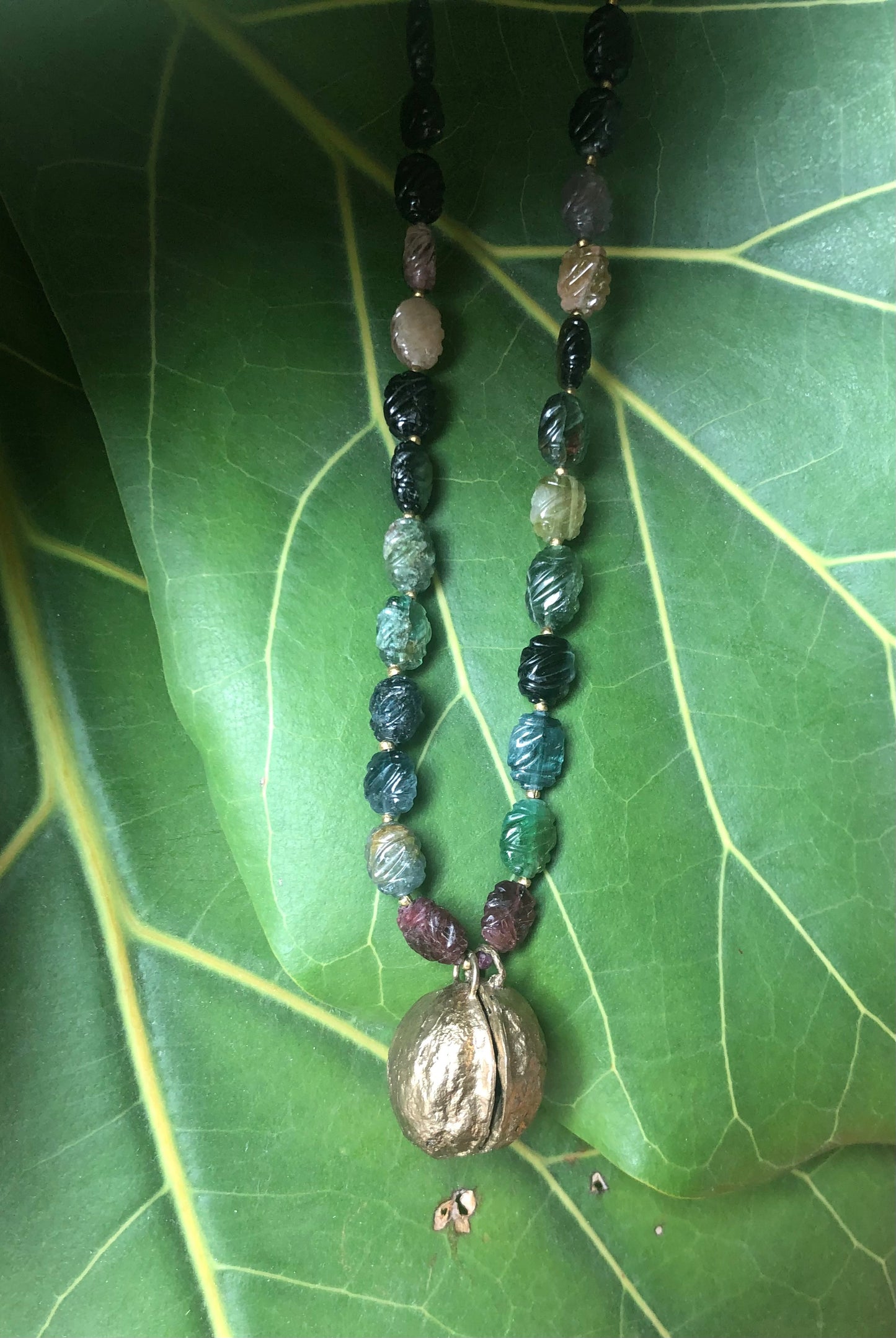 Collana Noce