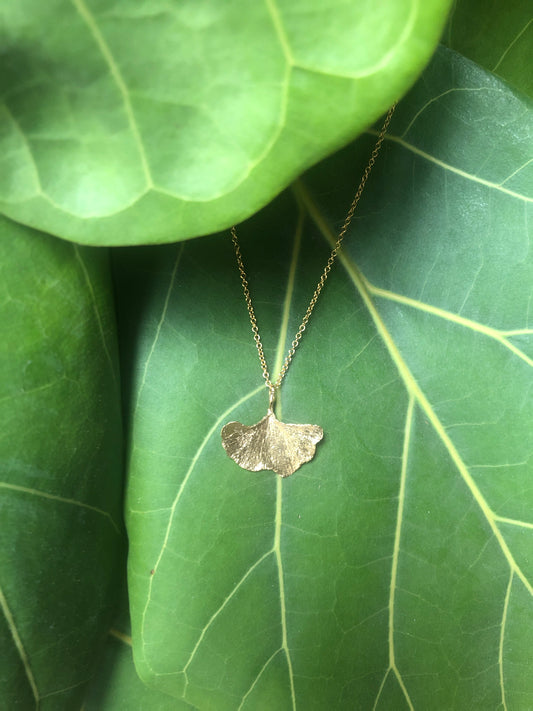 Collana Gingko