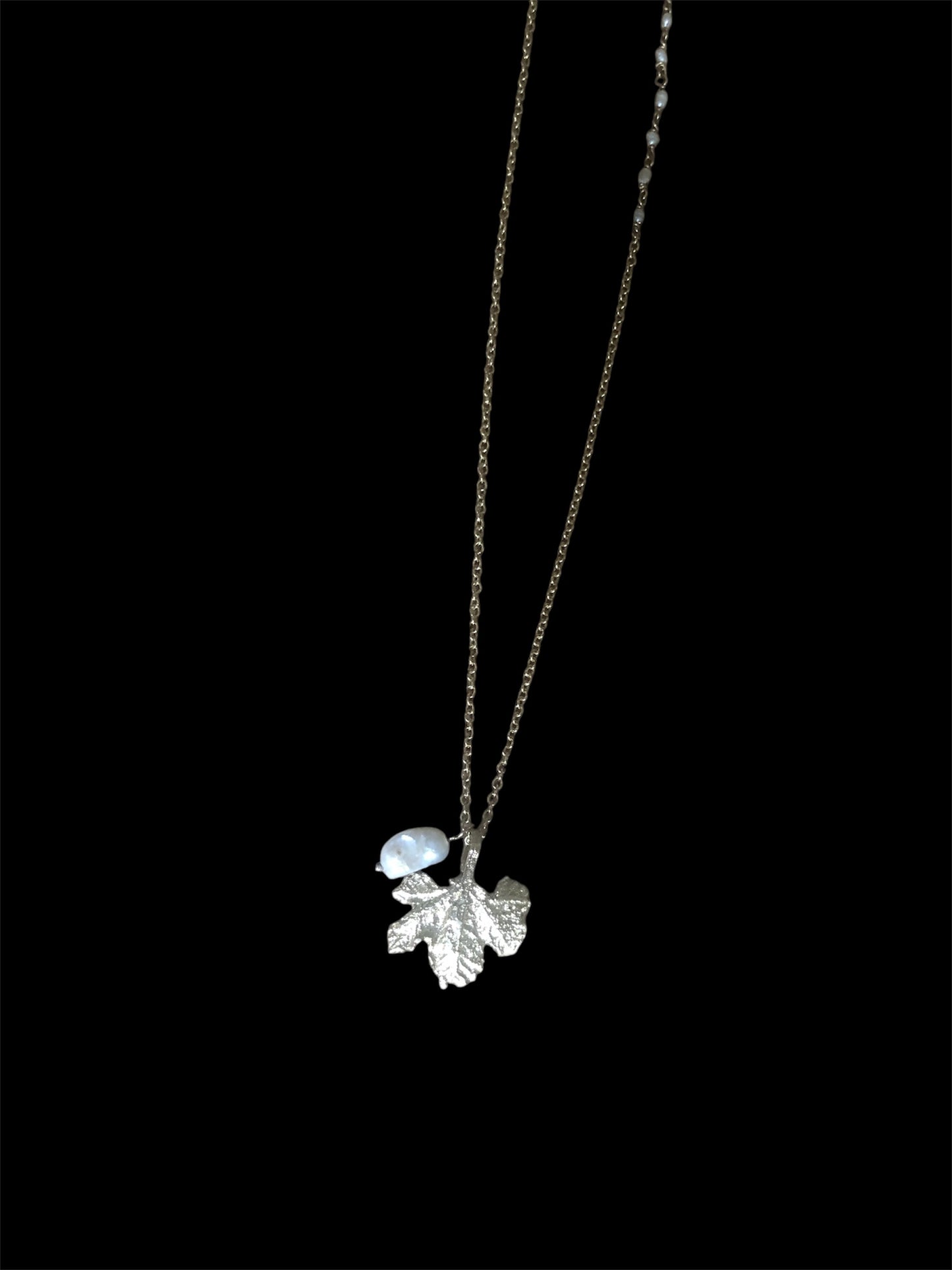 Collana Foglia di Vite