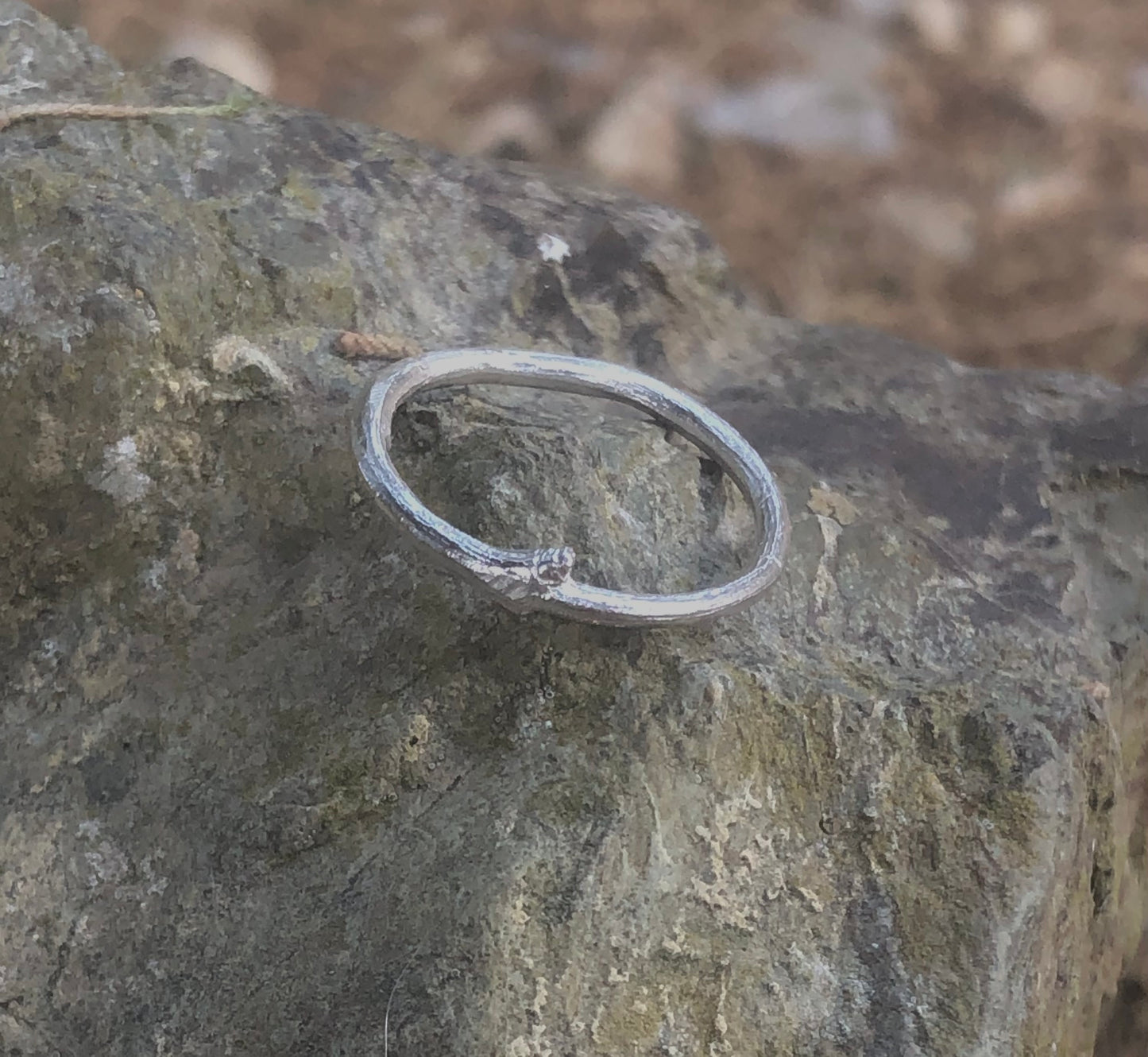 Anello Ramo con una gemma