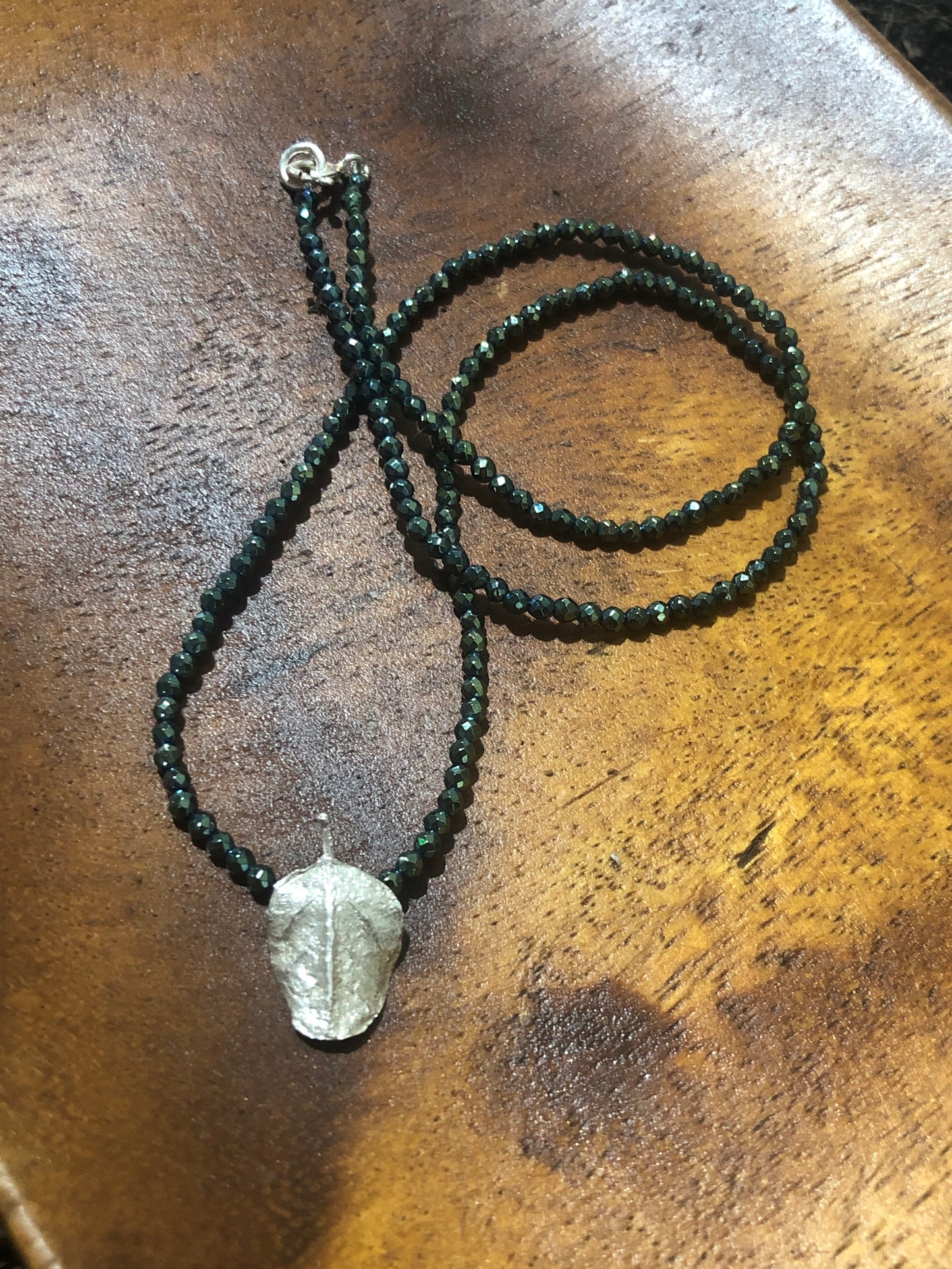 Collana Foglia del Cappero