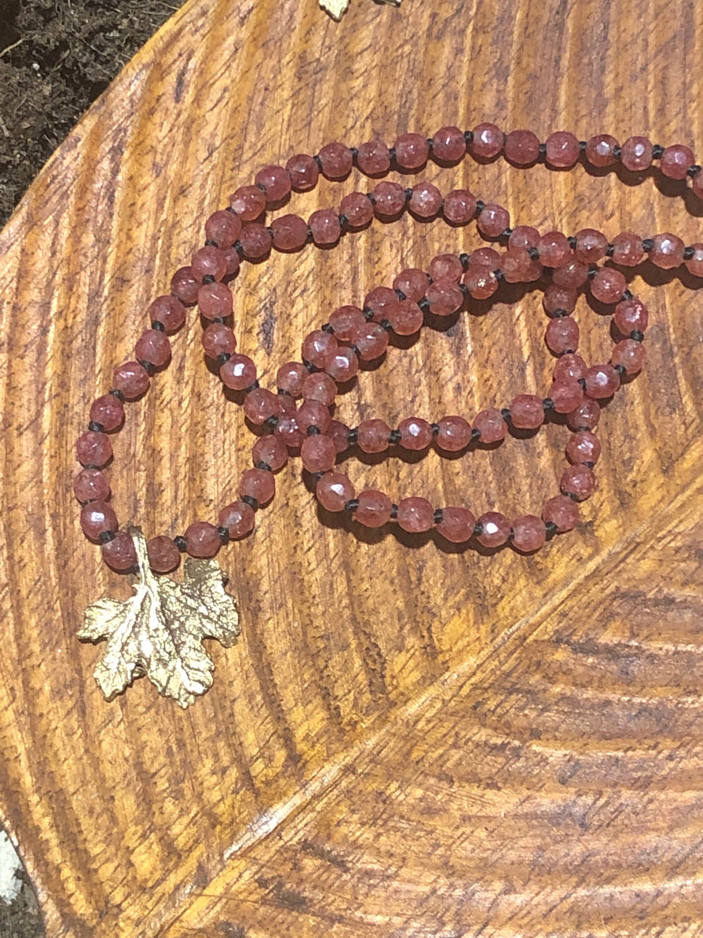Collana Foglia di Vite