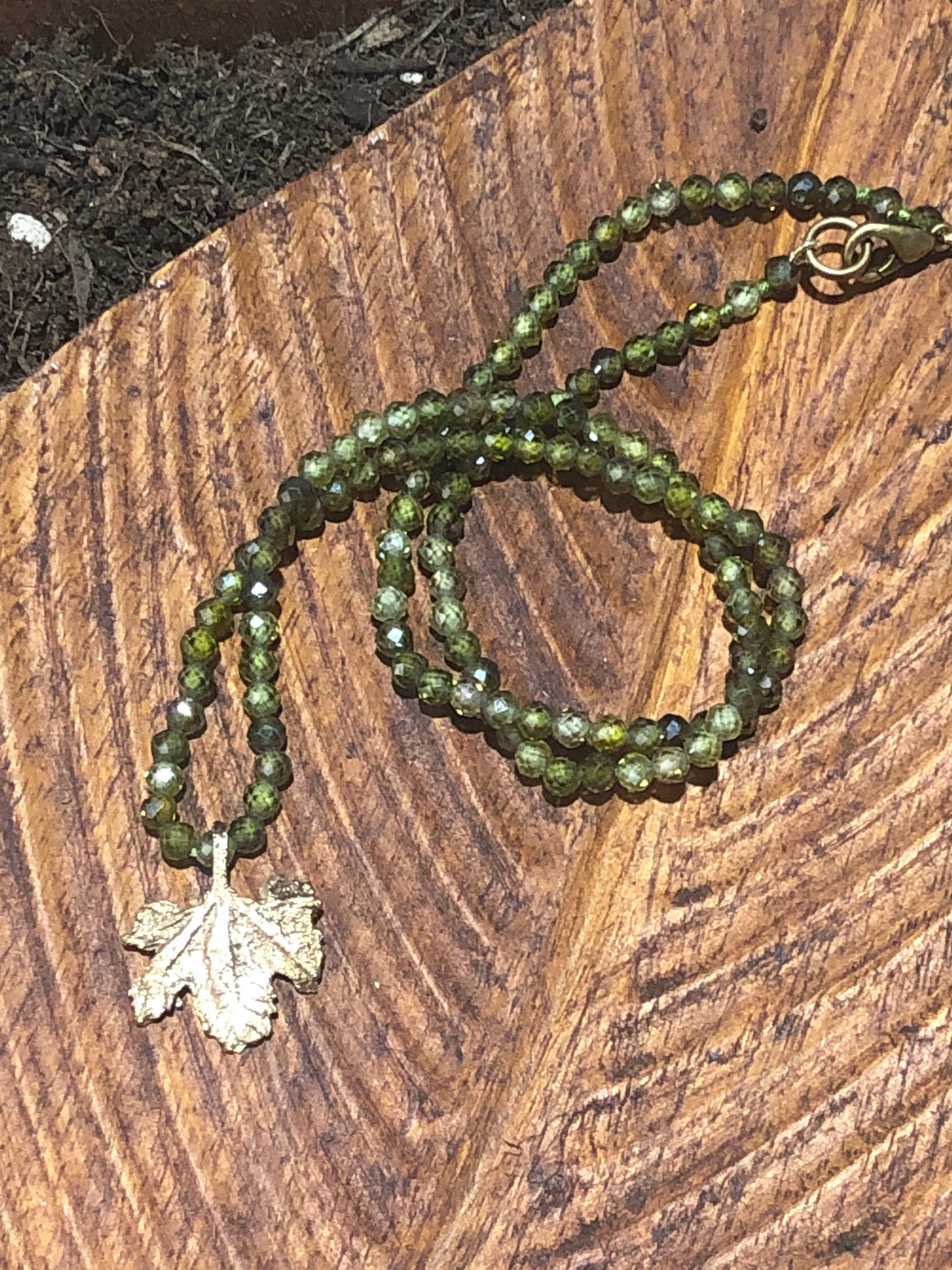 Collana Foglia di Vite