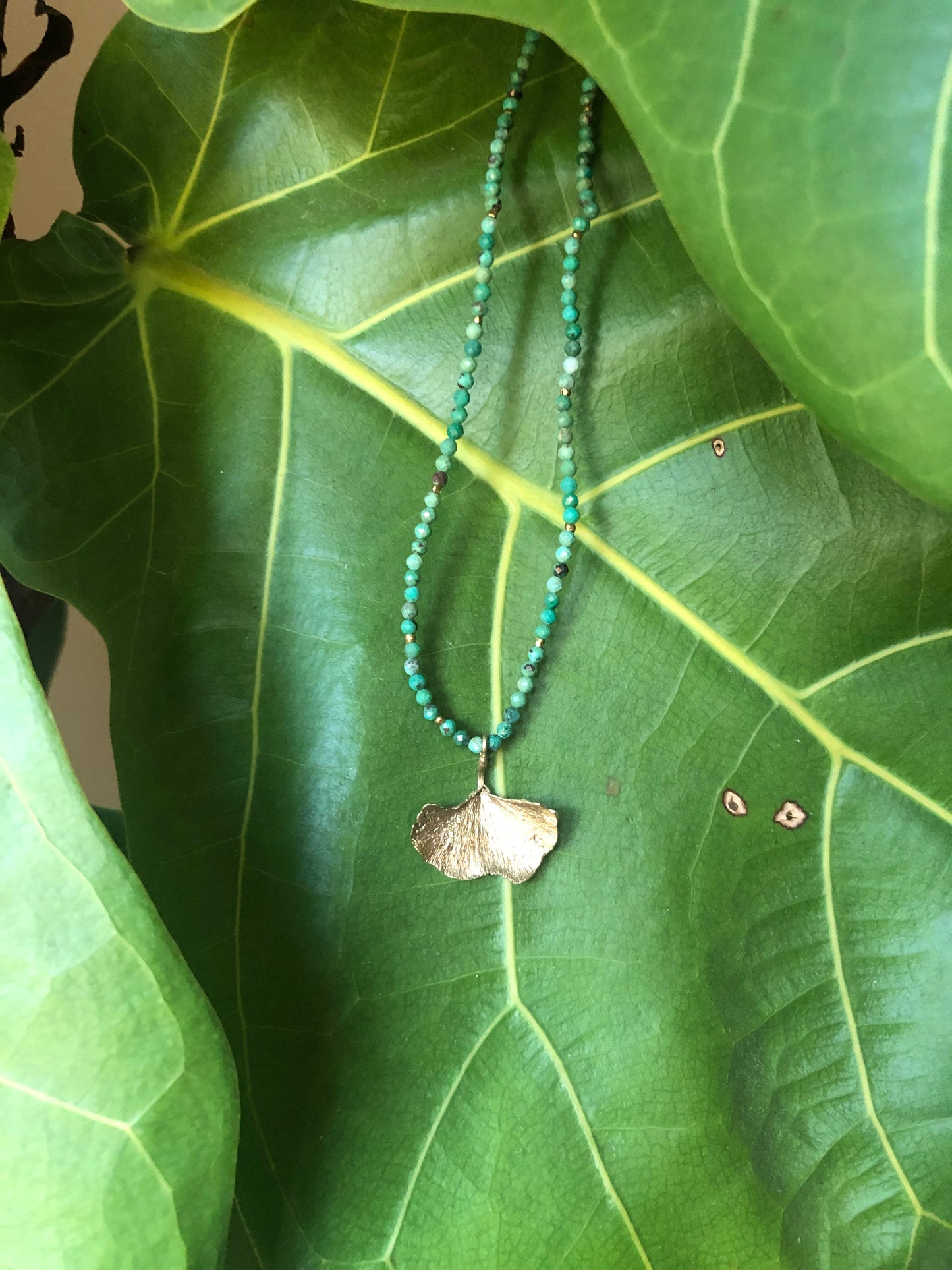 Collana Gingko