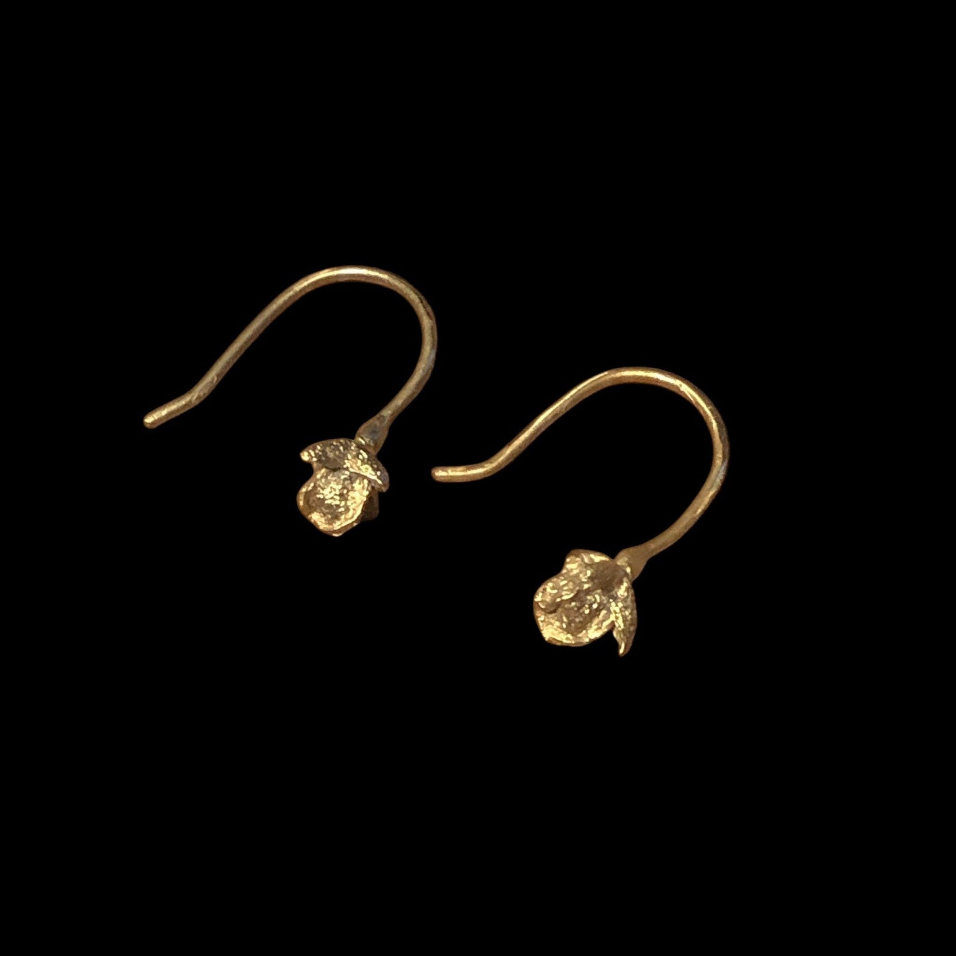 Orecchini ad amo MandalaT a forma di chiodo di garofano in oro con pietra preziosa incastonata