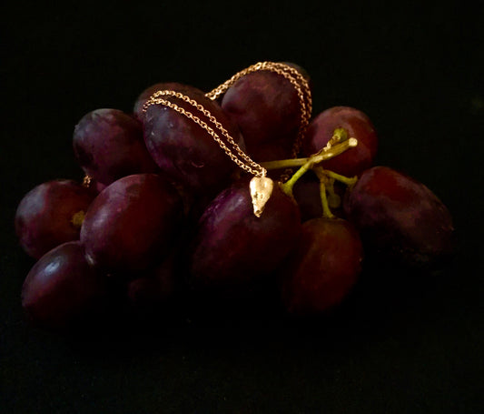 Collana seme Uva