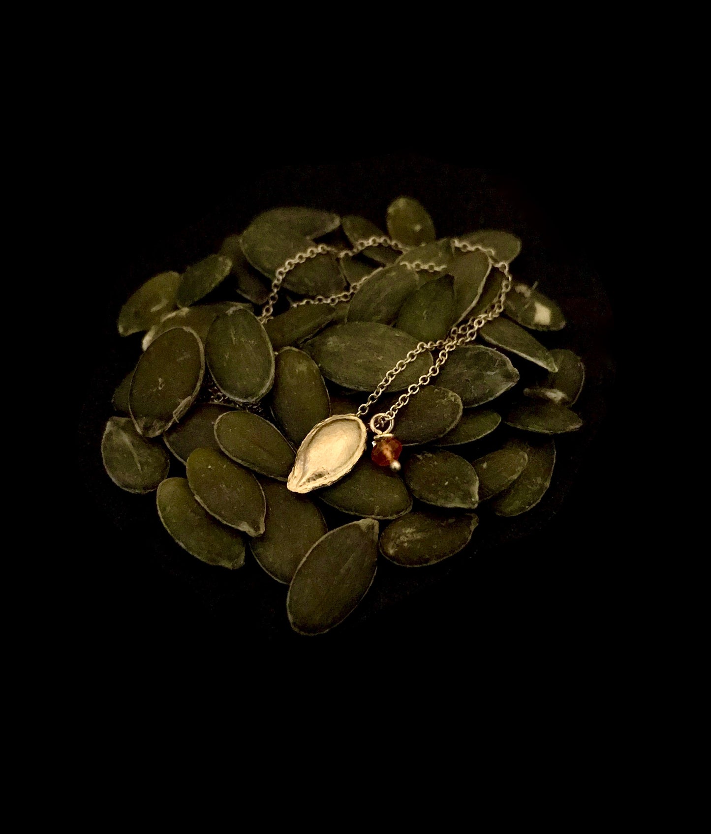 Collana seme Zucca